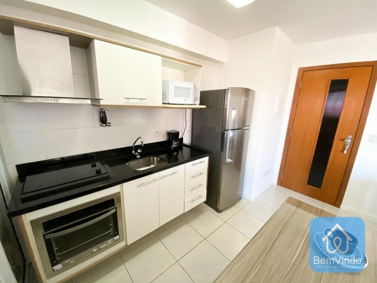Apartamento A 30M Do Salvador Shopping Exterior photo